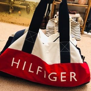 Tommy Hilfiger Duffel Weekender Bag medium size